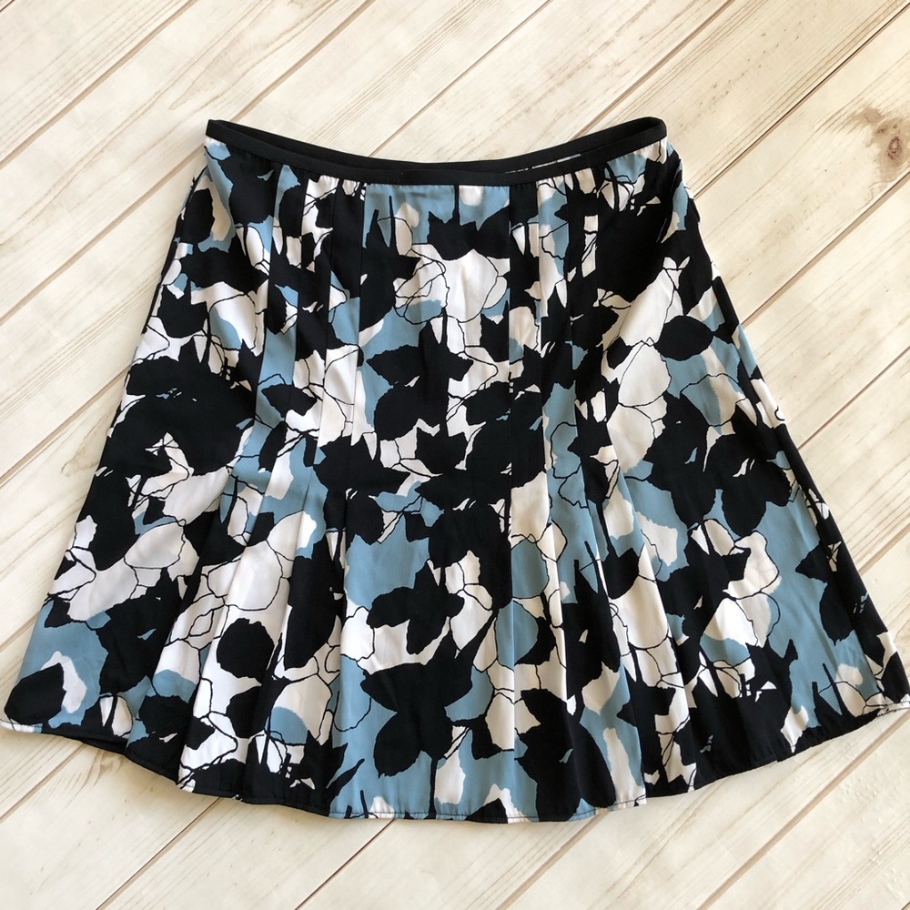 Diane Von Furstenberg silk blend pleated floral skirt